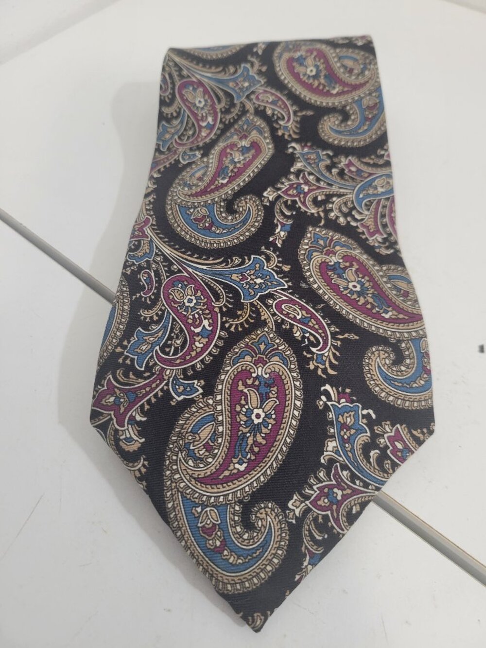 Vintage 80's Christian Dior Navy Paisley Tie